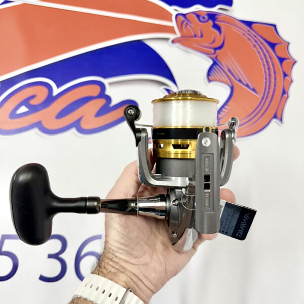 CARRETE DE EMBARCACION DAIWA JOIN US 5000 HILO INCLUIDO - Imagen 5