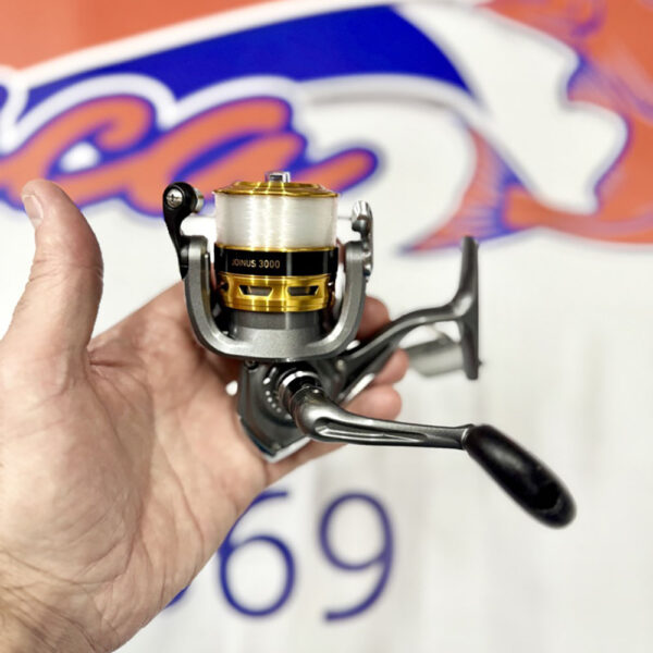 CARRETE DE SPINNING DAIWA JOIN US 3000 NYLON INCLUIDO - Imagen 2