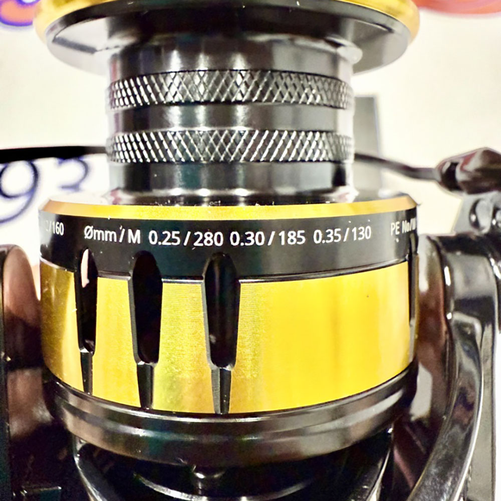 CARRETE DE SPINNING OKUMA TESORO 4000PA SALTWATER - Imagen 3