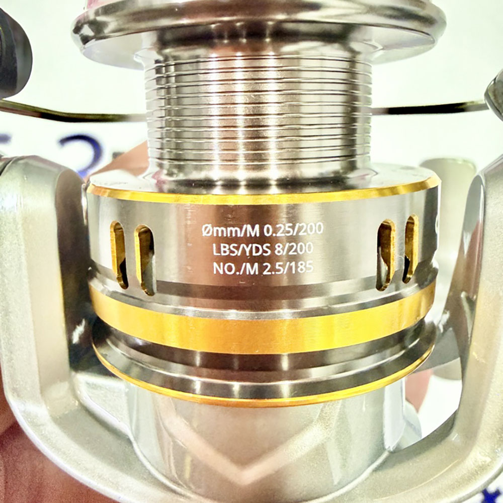 CARRETE DE SPINNING OKUMA AVENGER B 3000B - Imagen 5