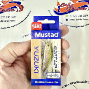 MUESTRA DE SPINNING MUSTAD YUZUKI 4,8CM. 4,8GR. COLOR 007