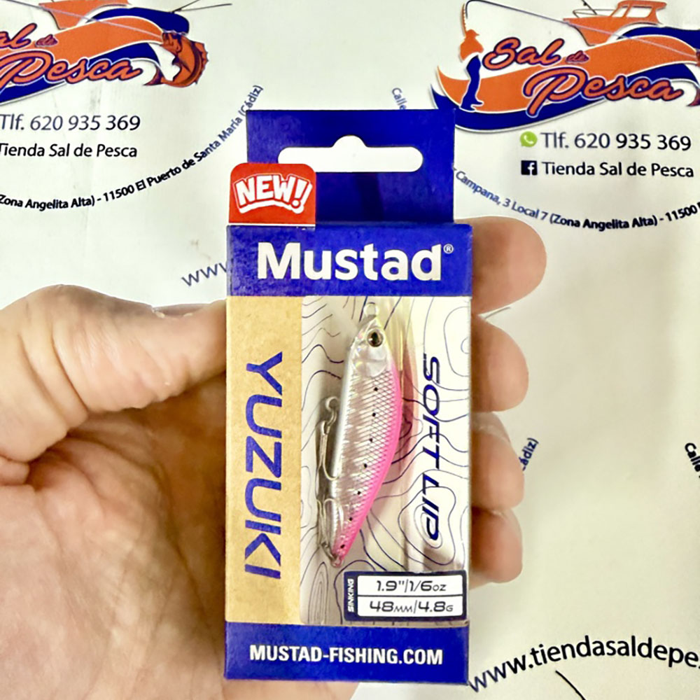 MUESTRA DE SPINNING MUSTAD YUZUKI 4,8CM. 4,8GR. COLOR 006
