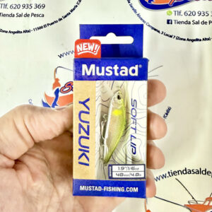 MUESTRA DE SPINNING MUSTAD YUZUKI 4,8CM. 4,8GR. COLOR 004