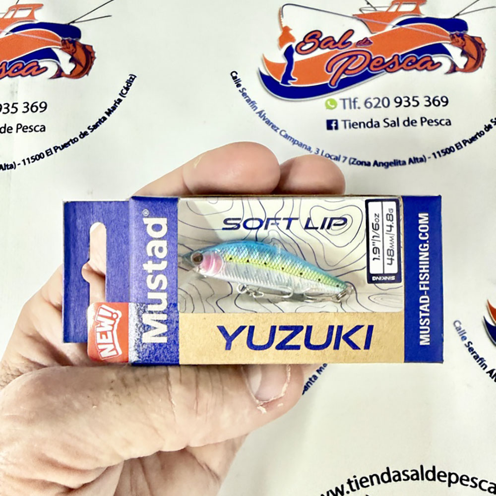 MUESTRA DE SPINNING MUSTAD YUZUKI 4,8CM. 4,8GR. COLOR 001 - Imagen 2
