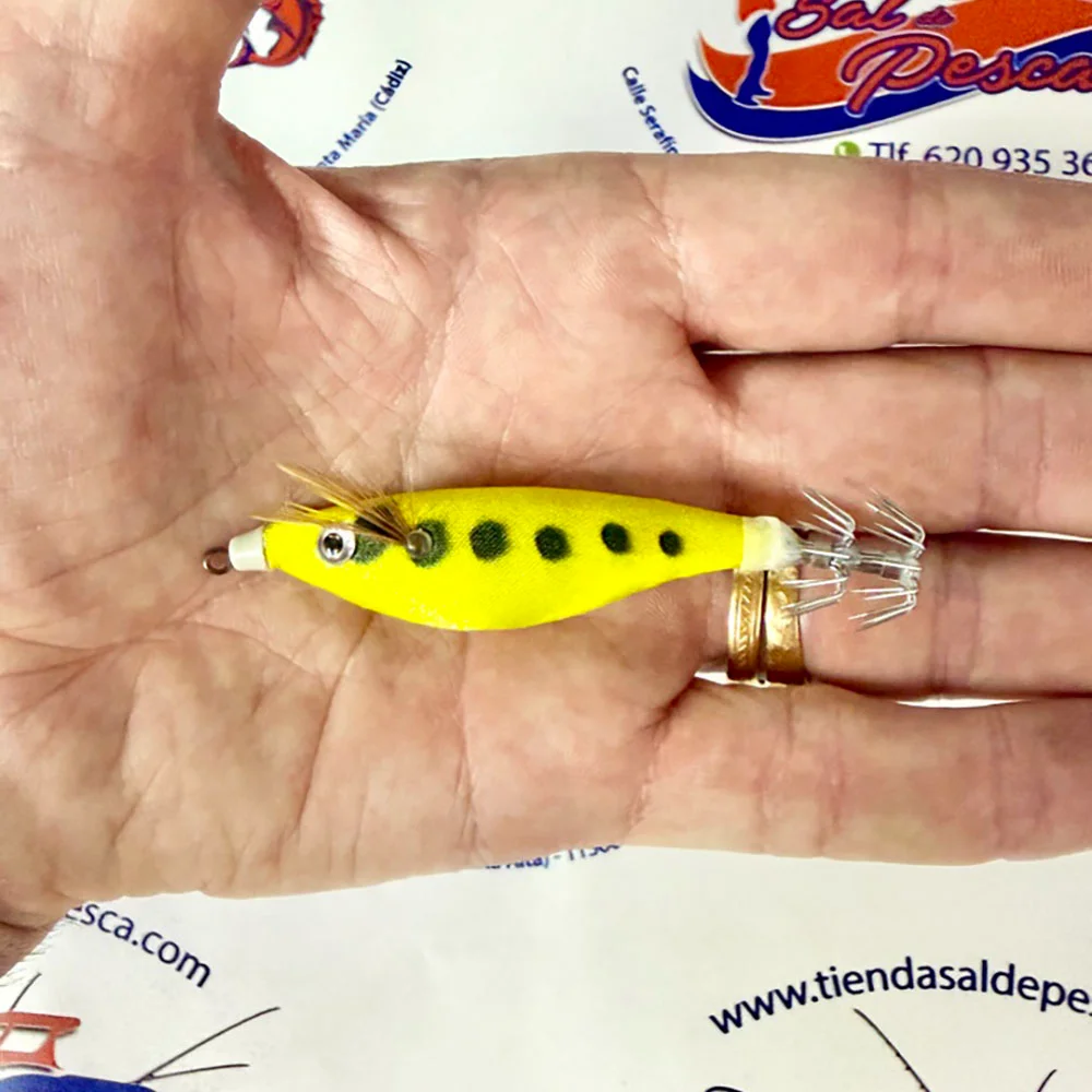 MUESTRA CALAMAR RAGOT BEGIX PEZ SS COLOR YELLOW DOTS NAT 8,5CM. 8GR. - Imagen 2